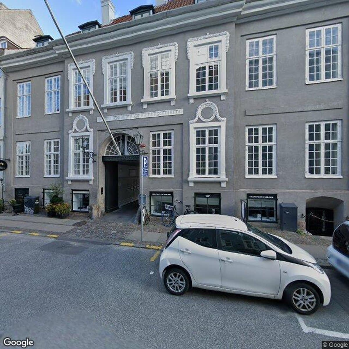 A/B Lille Strandstræde 18, andelsboligforening i København K