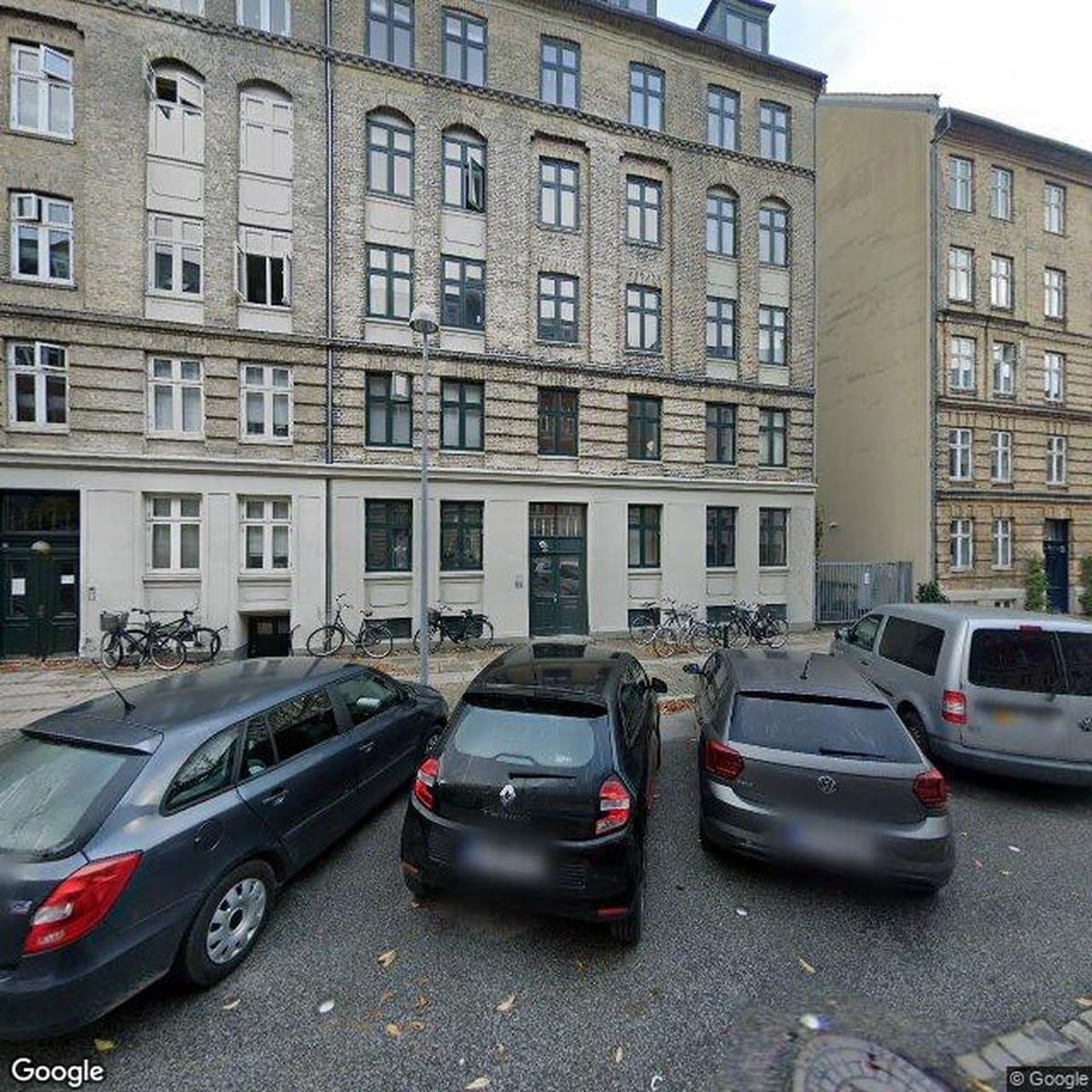 Andelsboligforeningen Folkvarsvej 12, andelsboligforening i Frederiksberg