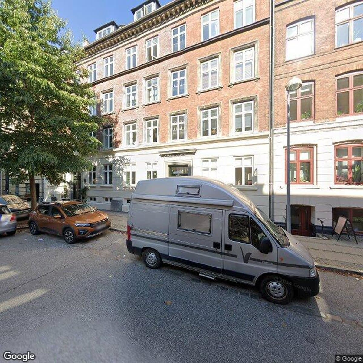 Andelsboligforeningen Rolfsvej 6-8, andelsboligforening i Frederiksberg