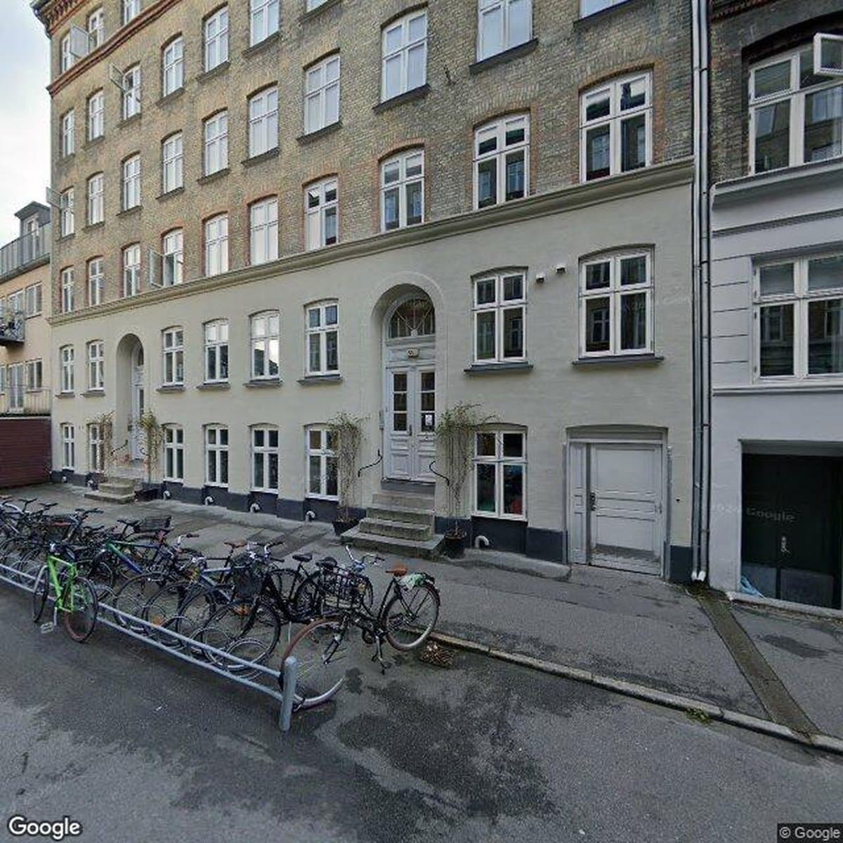 A/B Århusgade (matrikel 2090), andelsboligforening i København Ø
