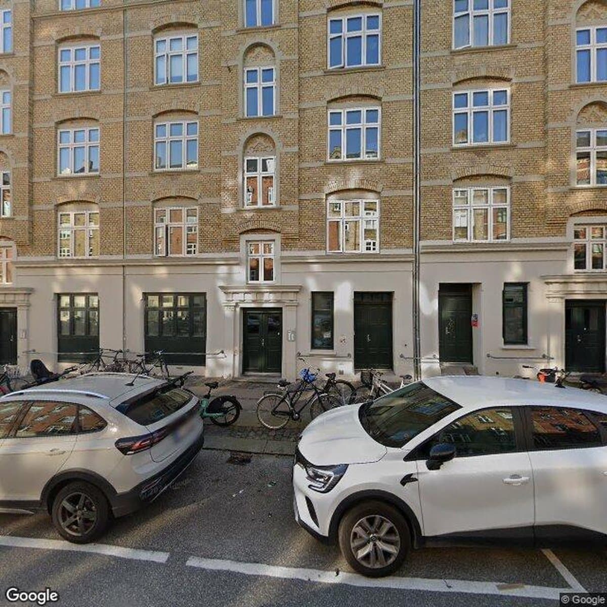 A/B Århusgade 40-46, andelsboligforening i København Ø