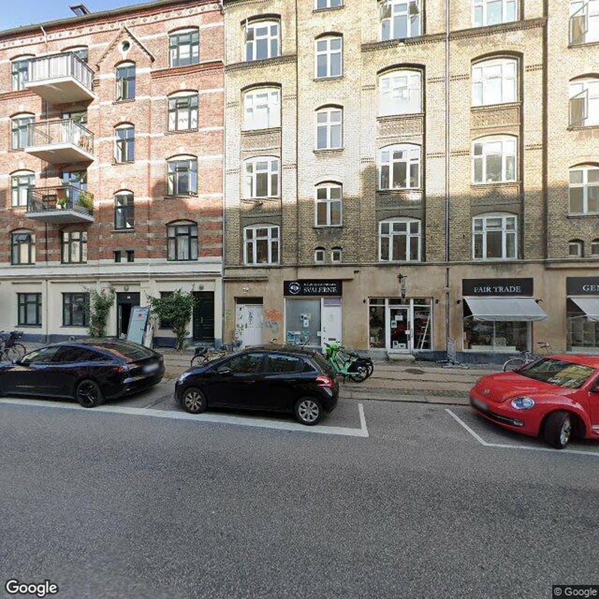 Andelsboligforeningen Aarhusgade 33-35, andelsboligforening i København Ø