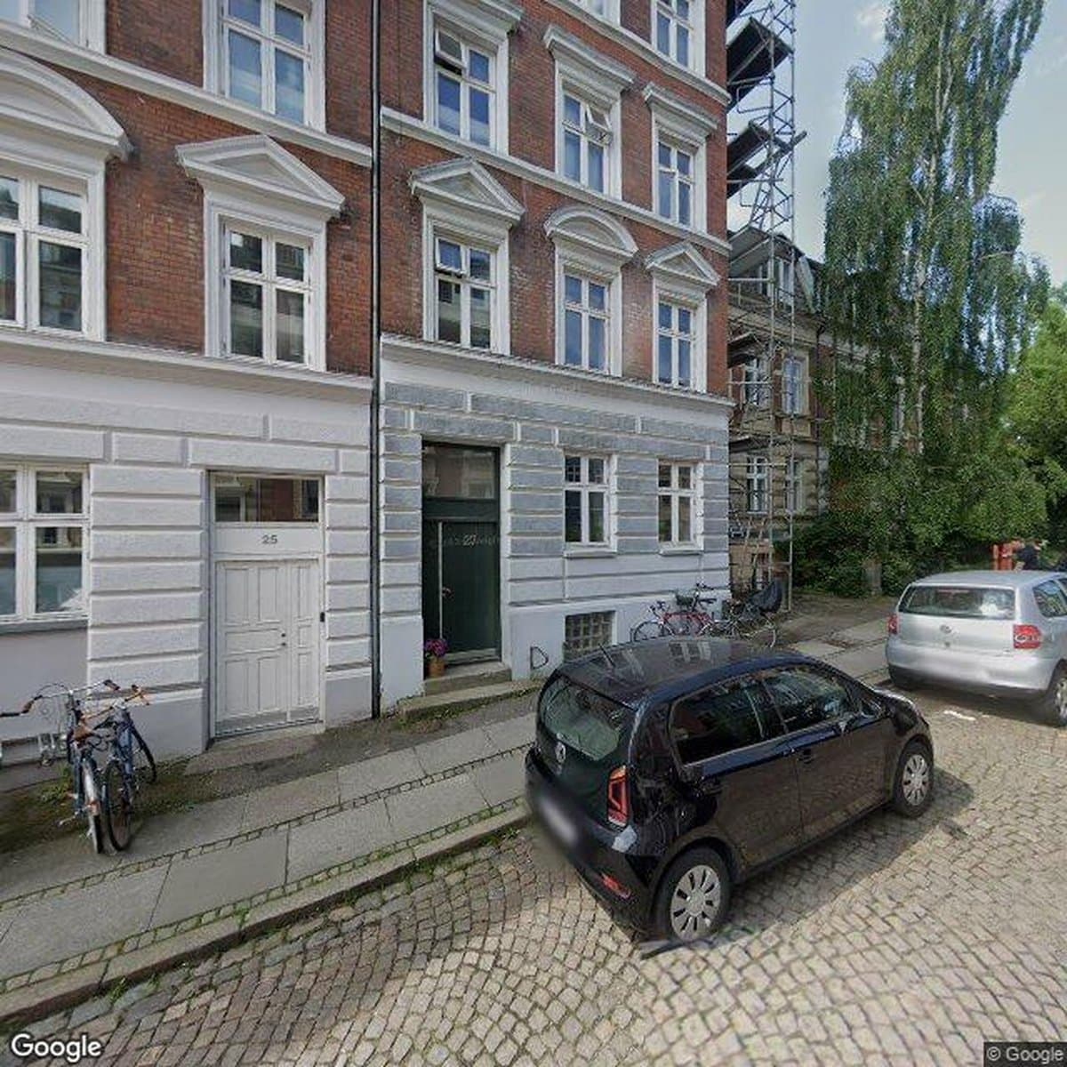 Andelsboligforeningen Hjelmensgade 27, andelsboligforening i Aarhus C