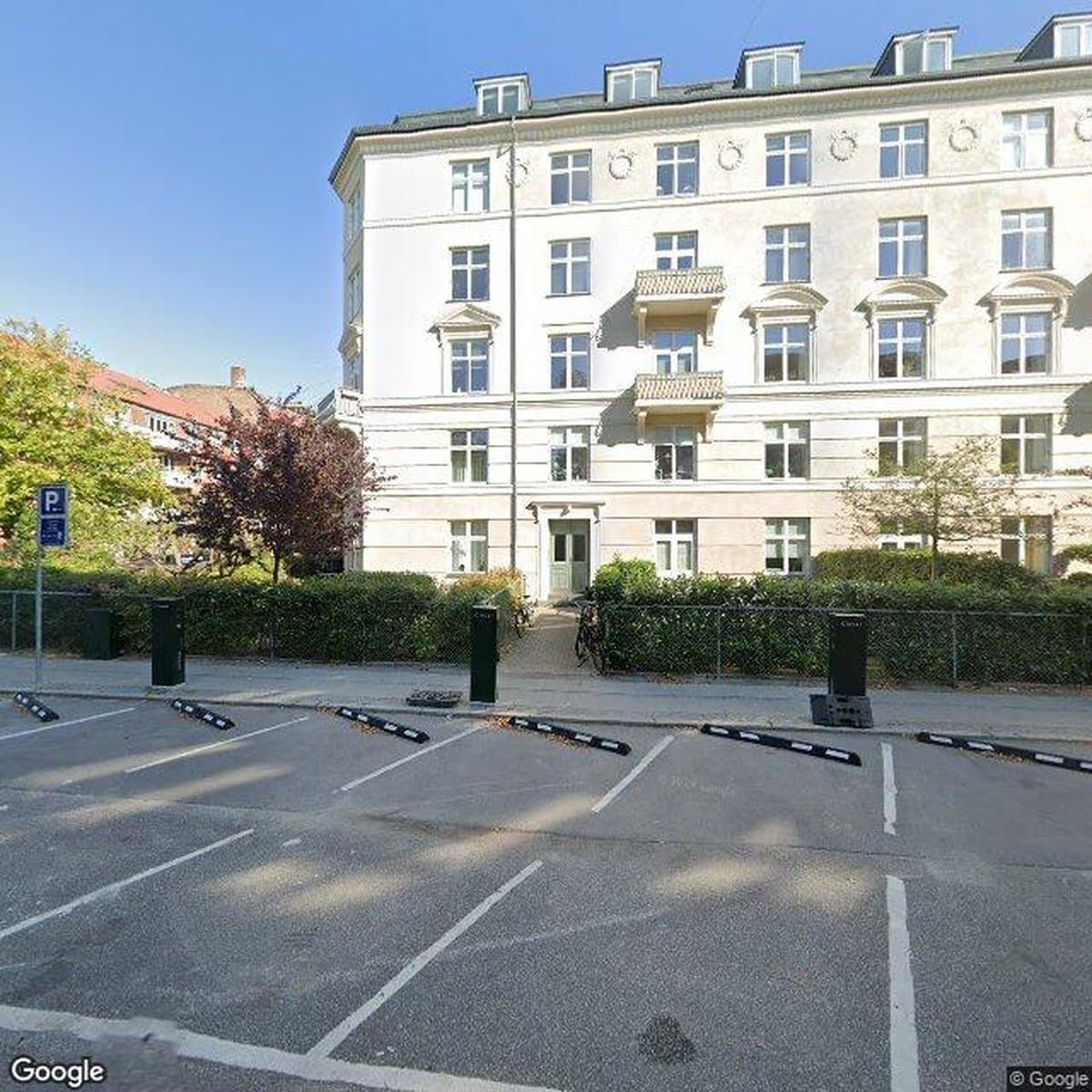 A/B Amalievej 17 - 19 Harsdorffsvej 2 - 2a, andelsboligforening i og 1874 Frederiksberg C