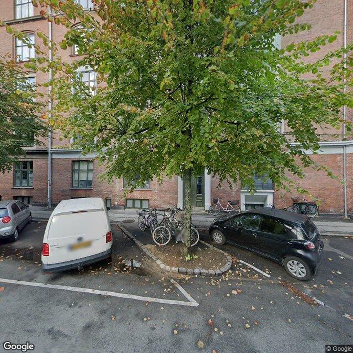 Andelsboligforeningen Dr. Abildgaards Allé 12, andelsboligforening i Frederiksberg C