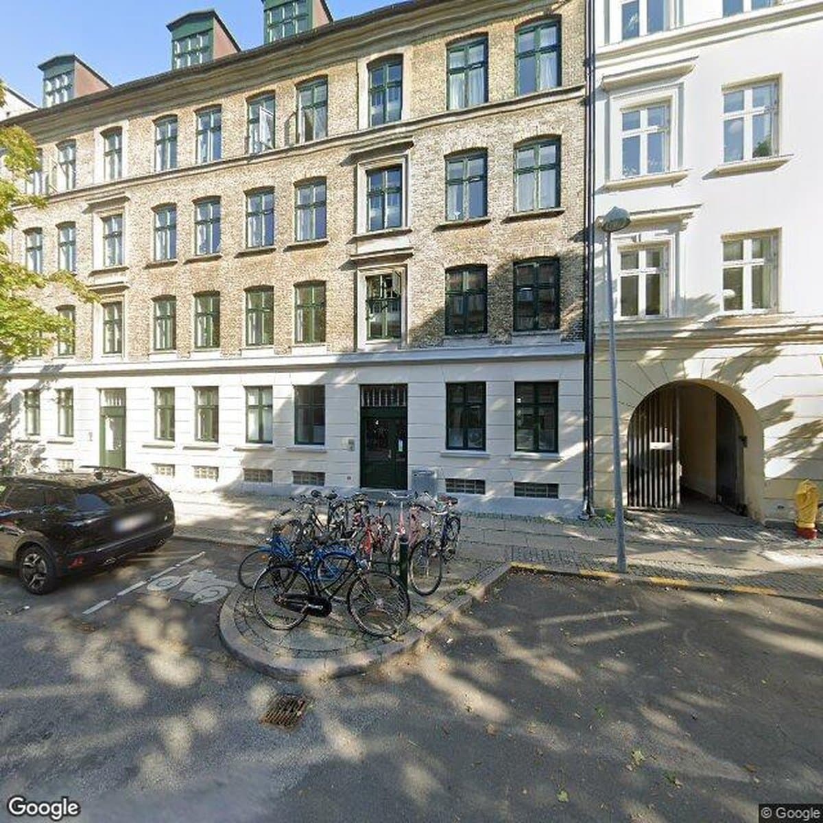 Andelsboligforeningen Helgesvej 4-4a, andelsboligforening i Frederiksberg