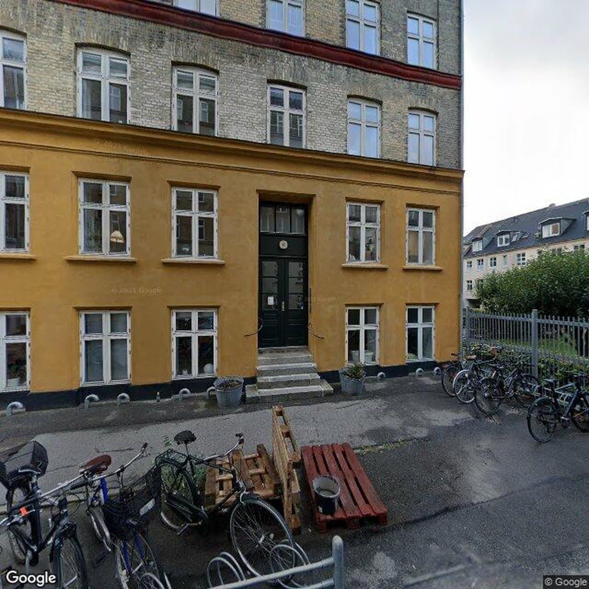 A/B Århusgade 72-76 A-b, andelsboligforening i København Ø