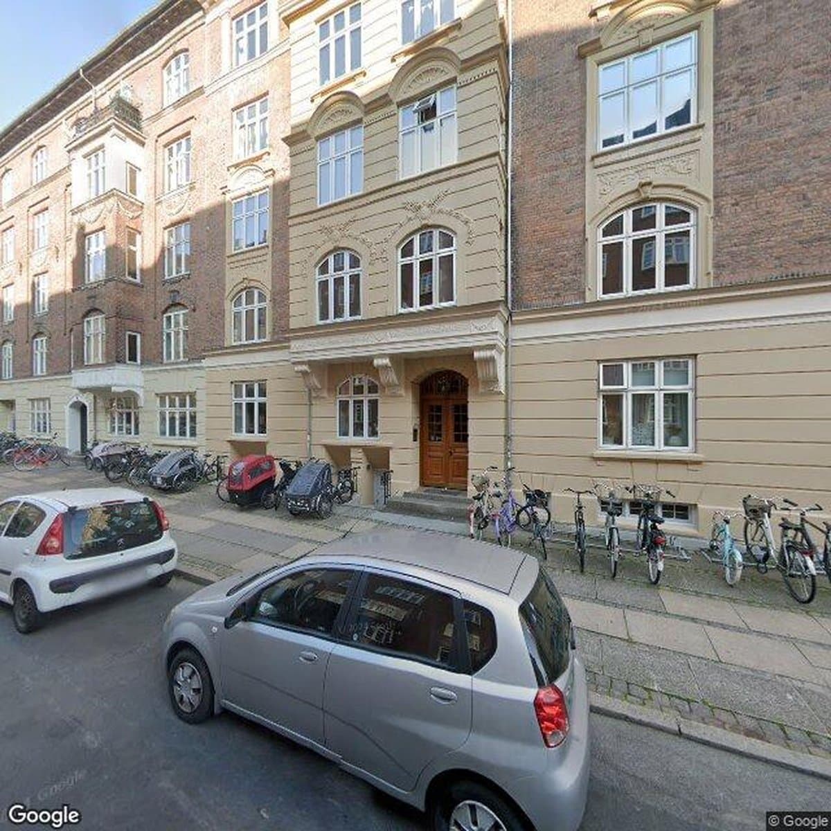 A/B Carl Johans Gade 7-13 (100-982), andelsboligforening i København Ø