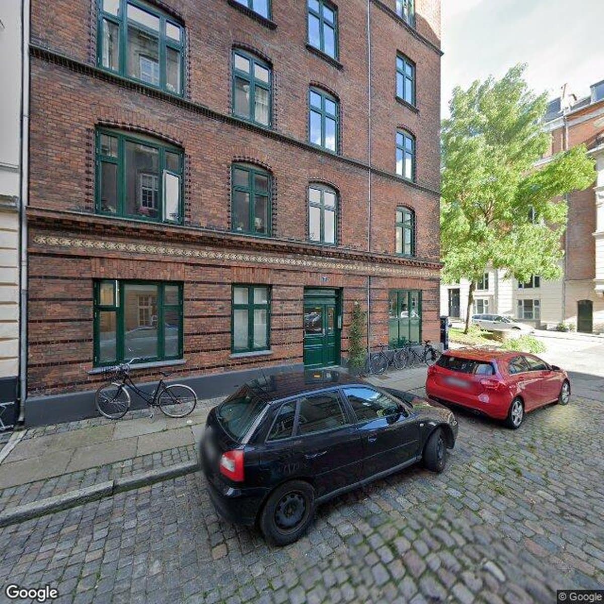A/B Ved Hegnet 2, andelsboligforening i København Ø