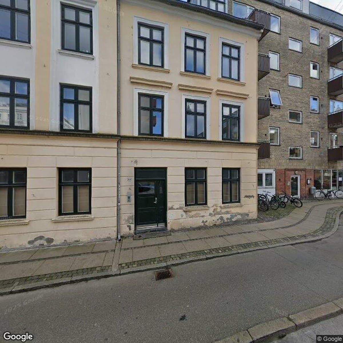 A/B Trivsel Holmbladsg 110-114/Nyrnbergg 2a-b, andelsboligforening i København S