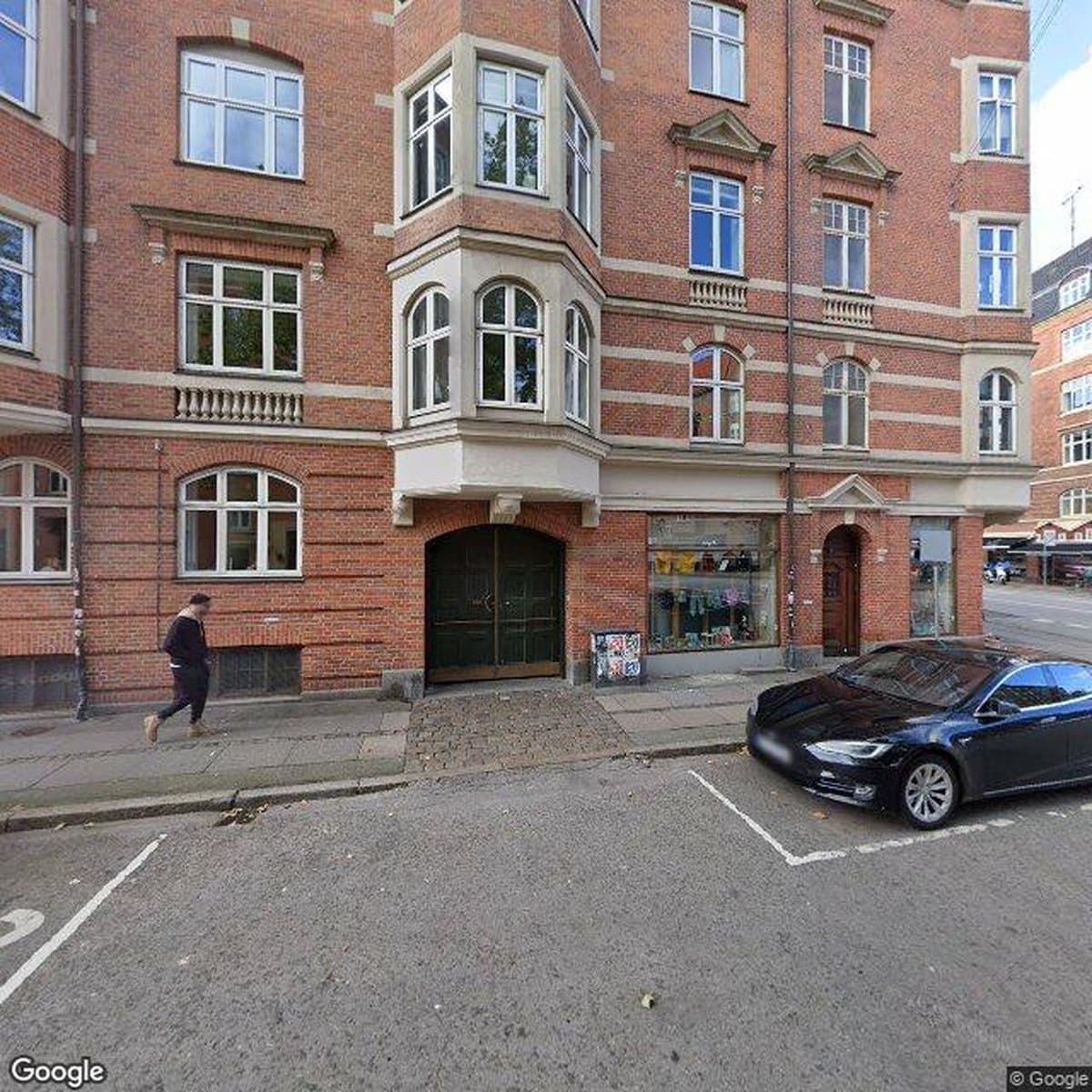 Andelsboligforeningen Matr. Nr. 674 Og 677, andelsboligforening i København S