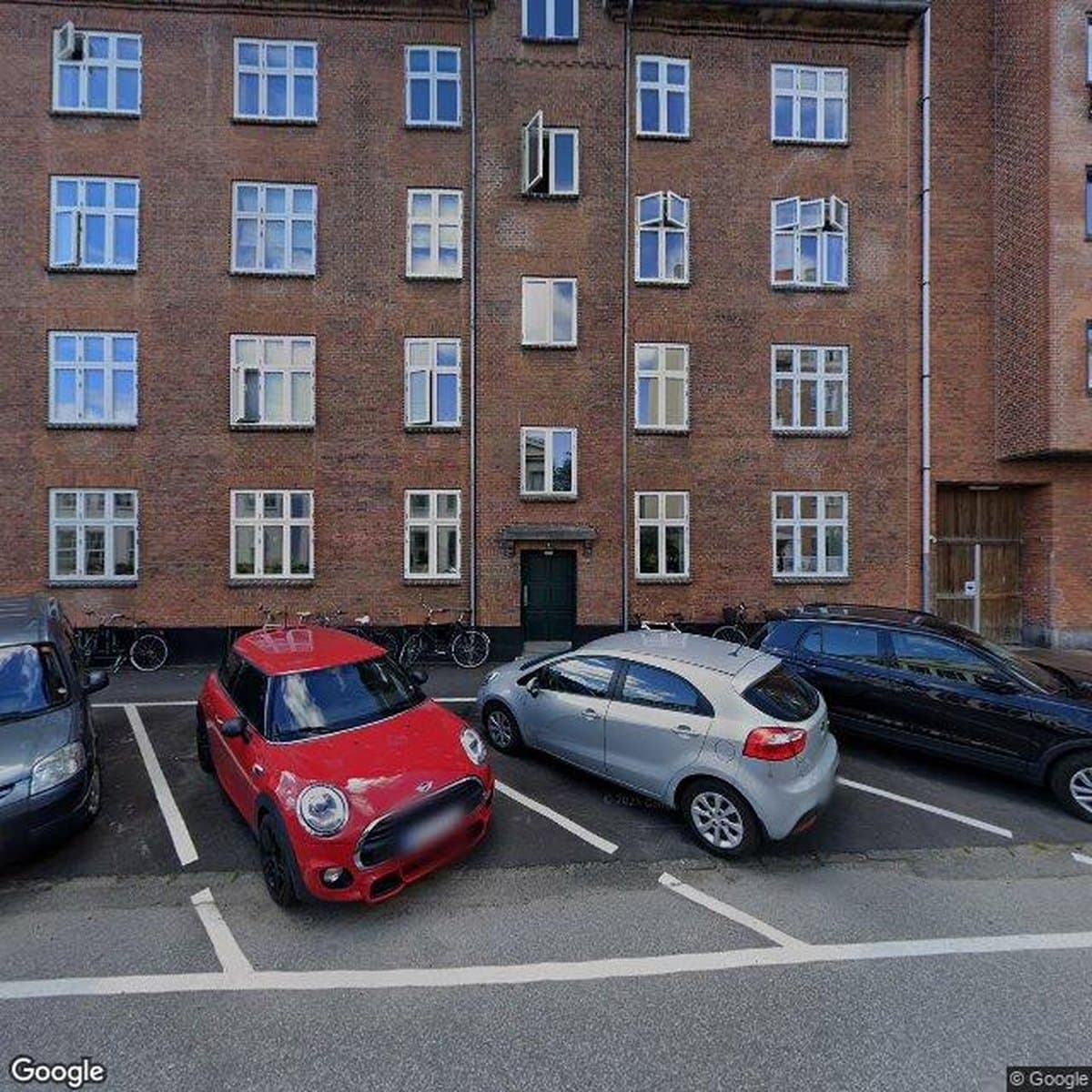 A/B Thekla (matrikel 2067), andelsboligforening i København NV