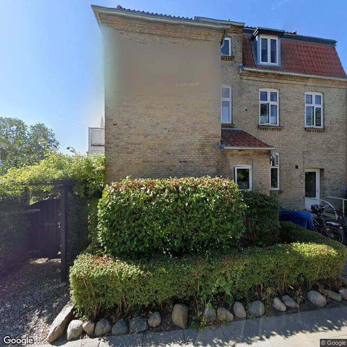 A/B Kirkevej 21-21a, andelsboligforening i Charlottenlund