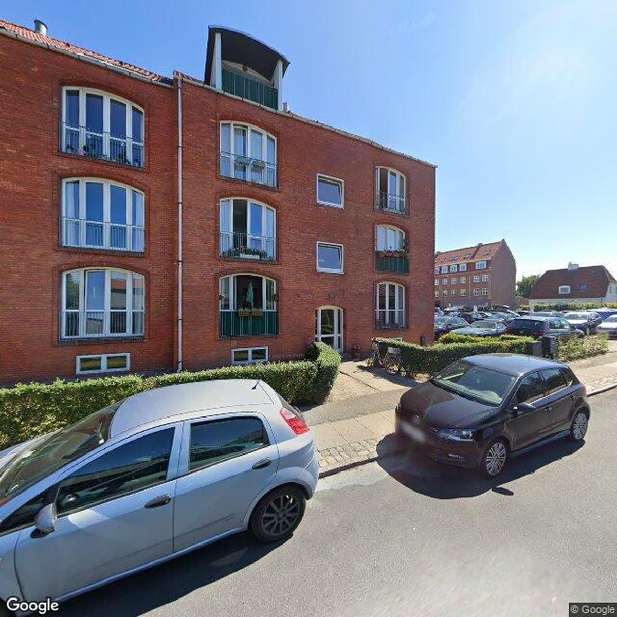Andelsboligforeningen A/B Broholms Alle 4a-6f, andelsboligforening i Charlottenlund